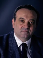 angelo_badalamenti_compositeur_cinepedia_movie_wikicine_streaming_cinema.webp