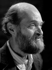 arvo_part_wikicine_streaming_cinepedia_boutique_audiotheque.webp