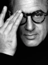 michael_nyman_wikicine_streaming_cinepedia_boutique_audiotheque.webp